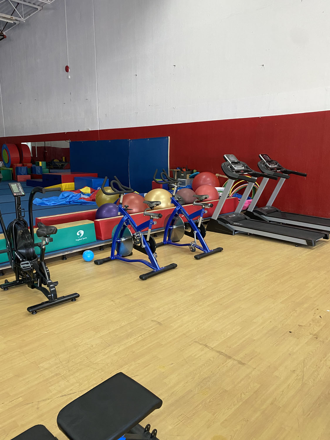 Weight gym equipment